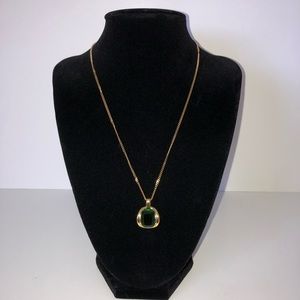 Gold Emerald pendant Necklace